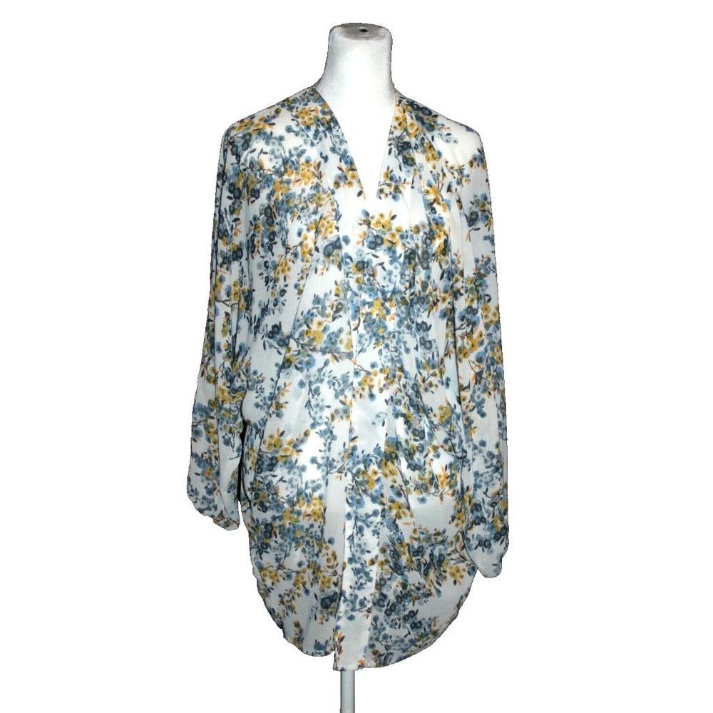 LOOK by M New York OS Women's Floral Open Front Duster Top White Blue Yellow